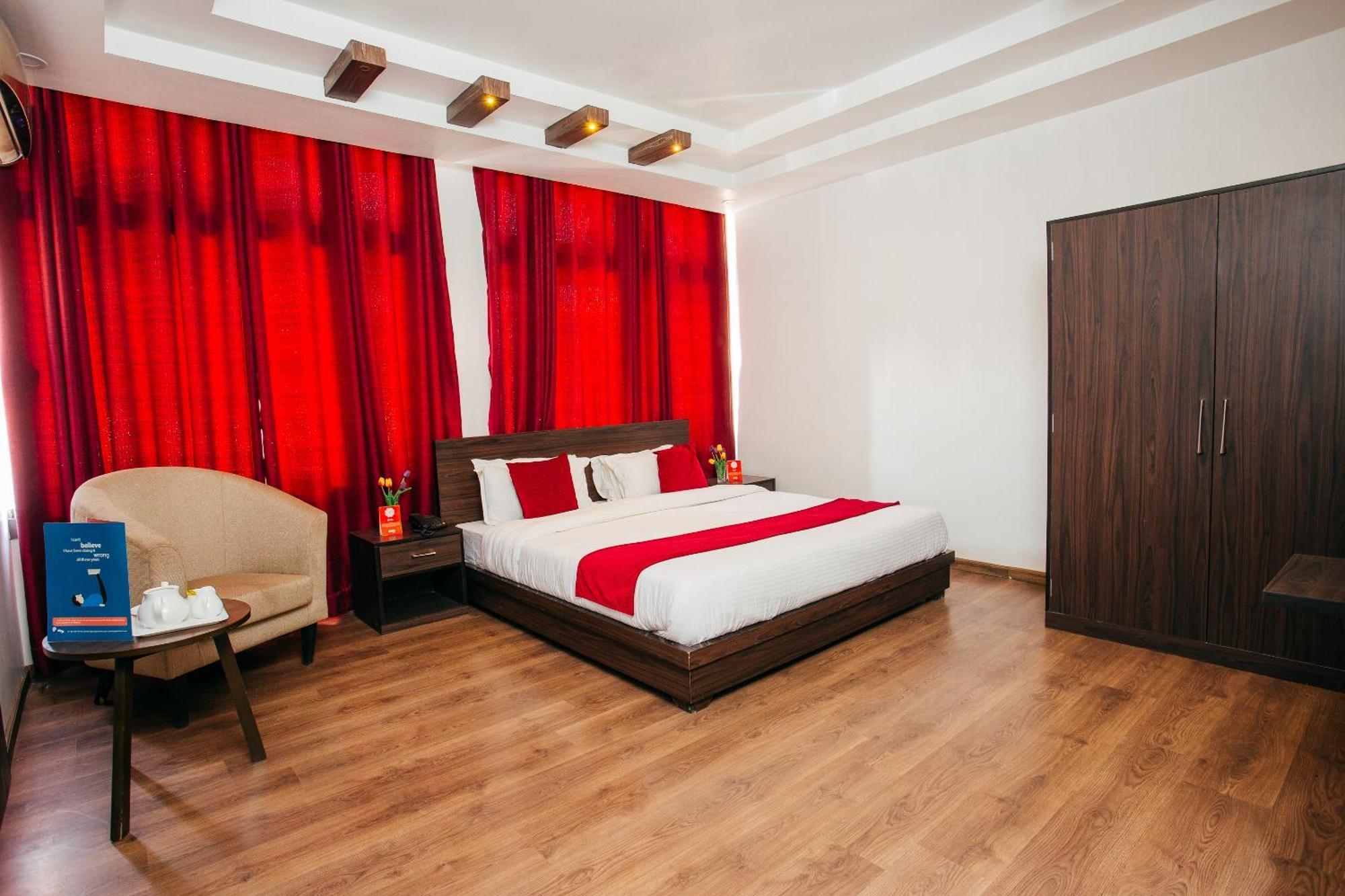 Oyo 11474 Gangaur Regency Boutique Hotel Kathmandu Exterior foto